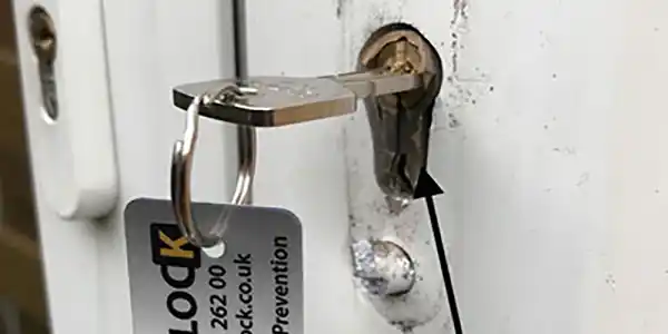 anti snap locks Doncaster