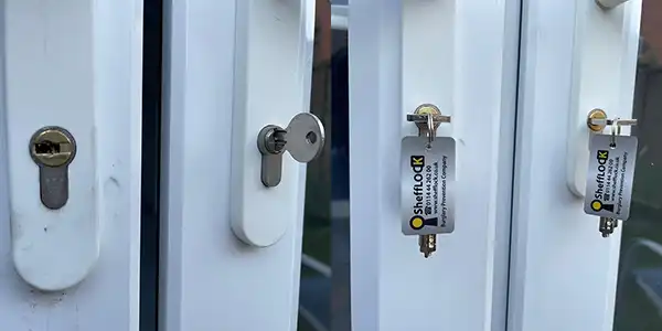 Door handle fitting Askern